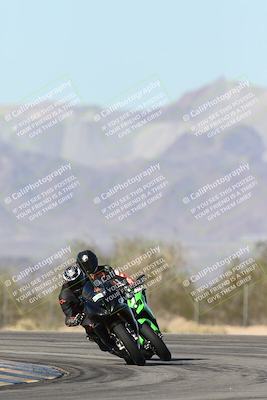 media/Dec-04-2025-Racers Edge (Thu) [[5ebc9f124d]]/3-B Group/1-Session 1 (Turn 7)/